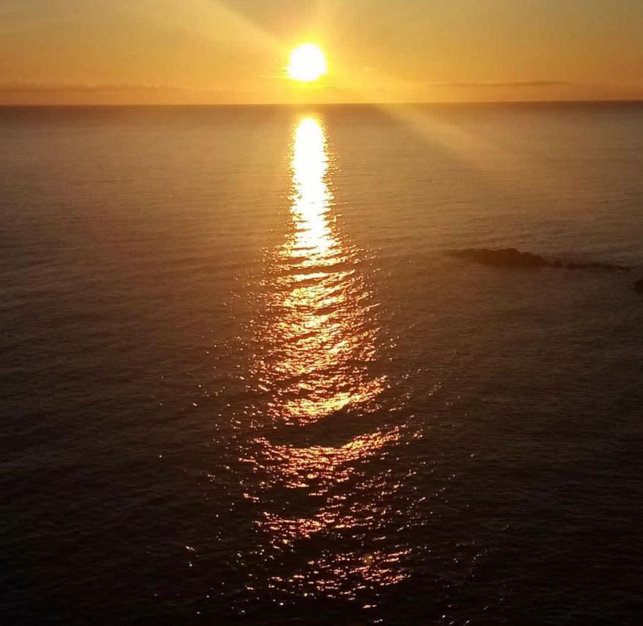 Una Finestra Sul Mare Home 2 Bergeggi Bagian luar foto